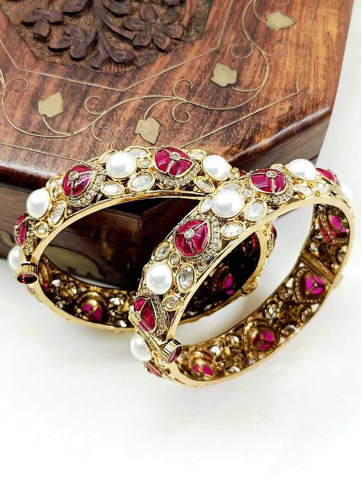 Dariya Ruby Kundan Bangles - Antique Gold Plated Bangle