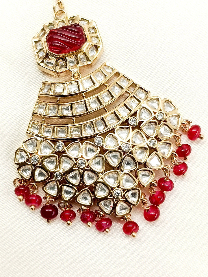 Libni Maroon Gold Plated Kundan Teeka