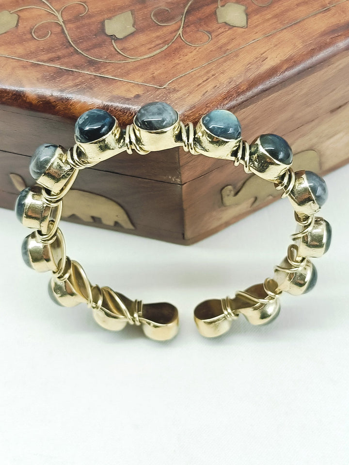 Nimash Gold Moonstone Men’s Bracelet - Men&
