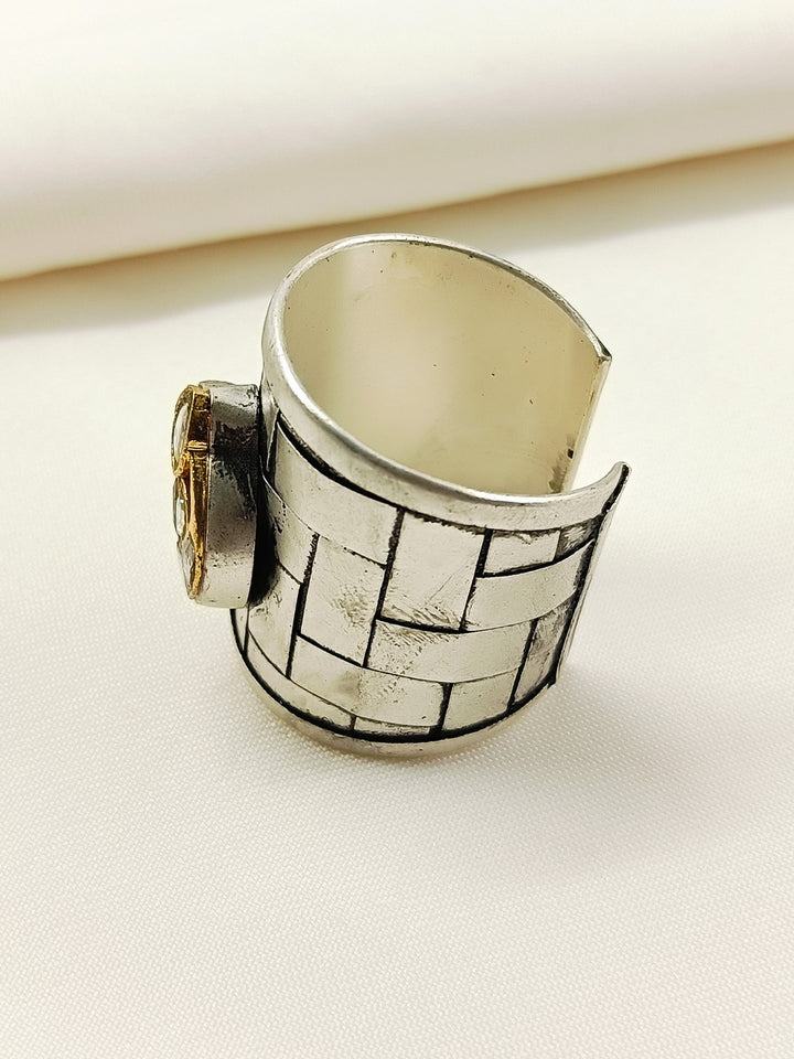 Kavyaan White Oxidized Finger Ring