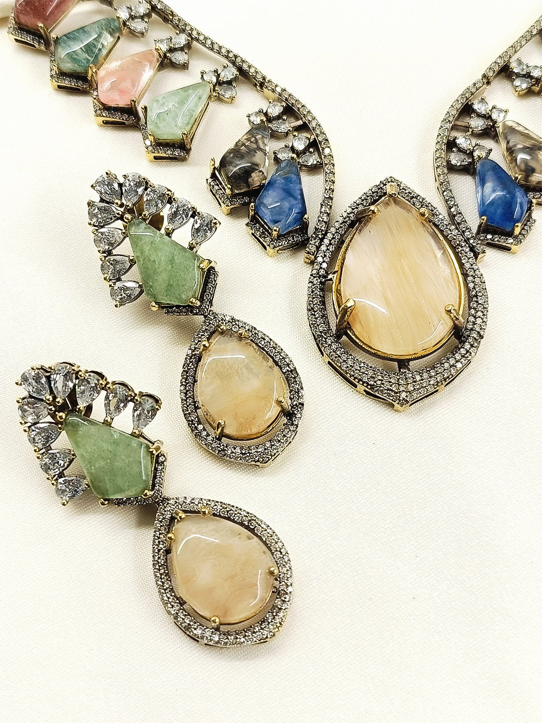 Reva Peach Pastel Victorian Raw Stone Necklace Set