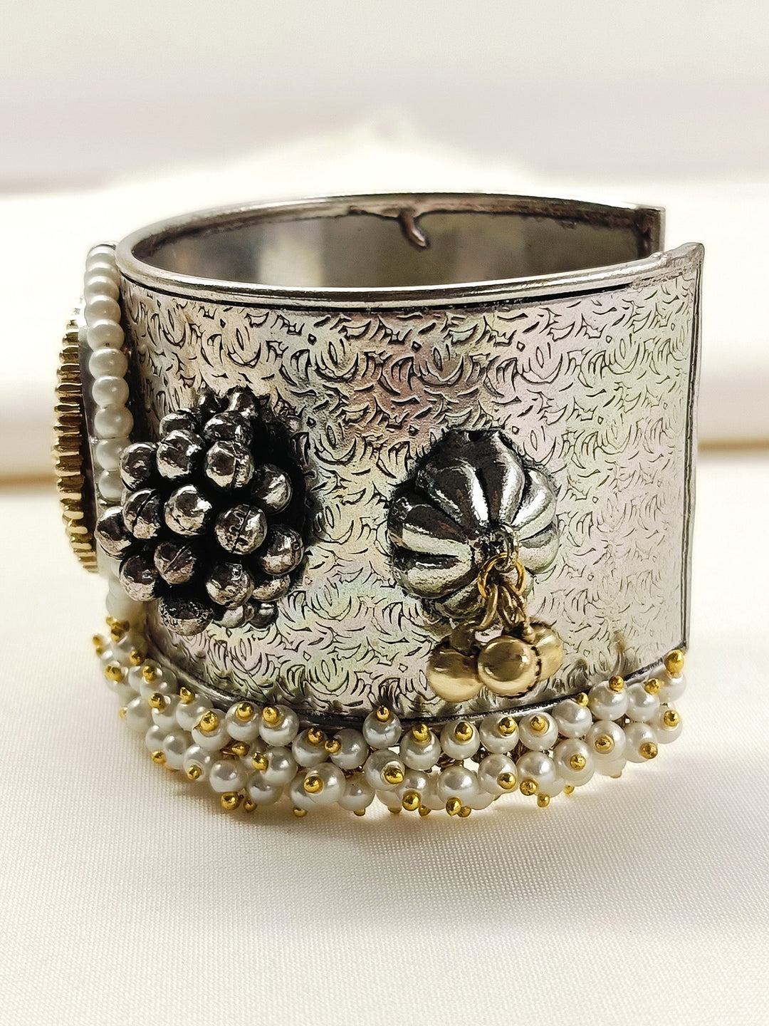 Yatika White Oxidized Bracelet