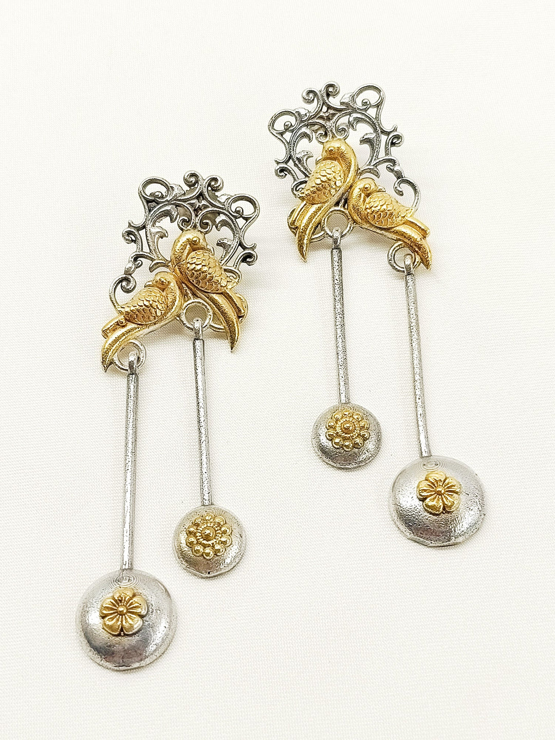 Saani Plain Oxidized Earring