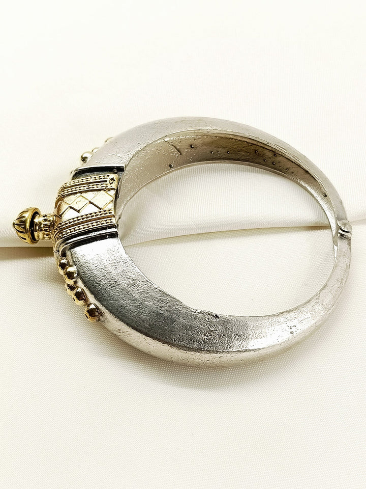 Jasmin Two Tone Oxidized Kada - Brass NZ