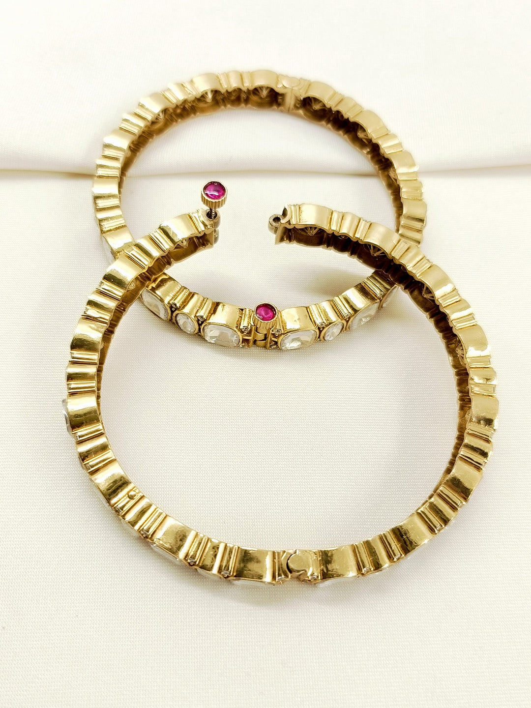 Idha White Kundan Bangles - Gold-Plated Brass