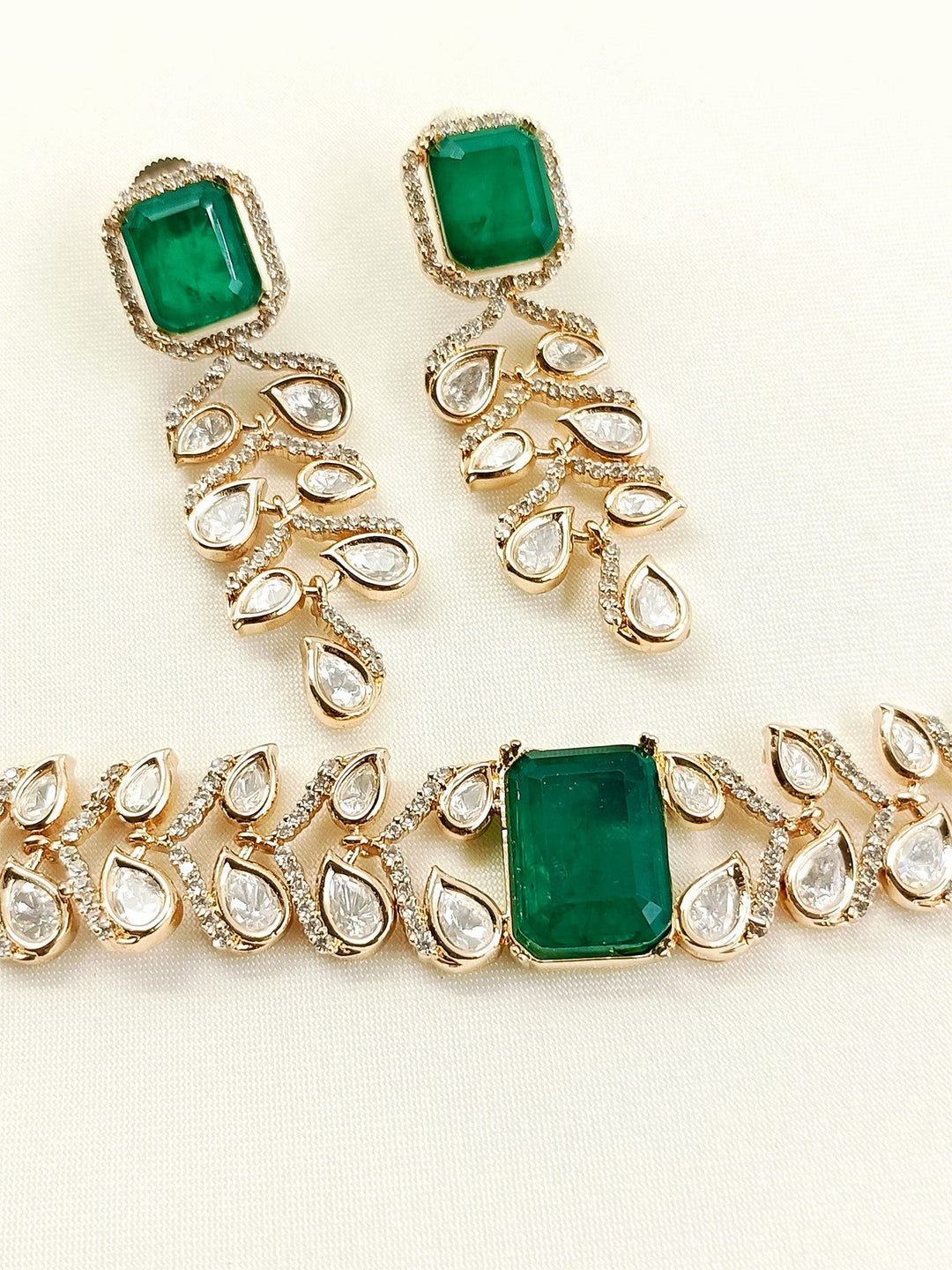 Jasmeet Green Kundan Choker Set - Necklace