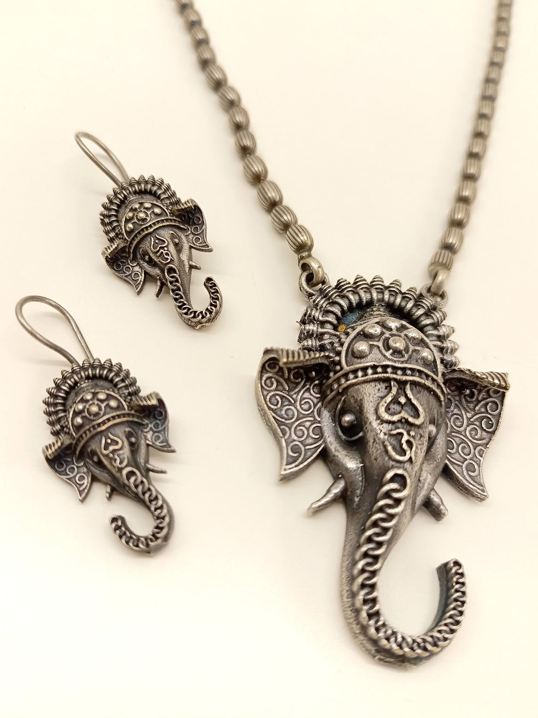 https://cdn.shopify.com/s/files/1/0607/4479/4285/files/3_1dbd3c60-7679-427c-855f-201891ed69fd.jpg?v=1694259434