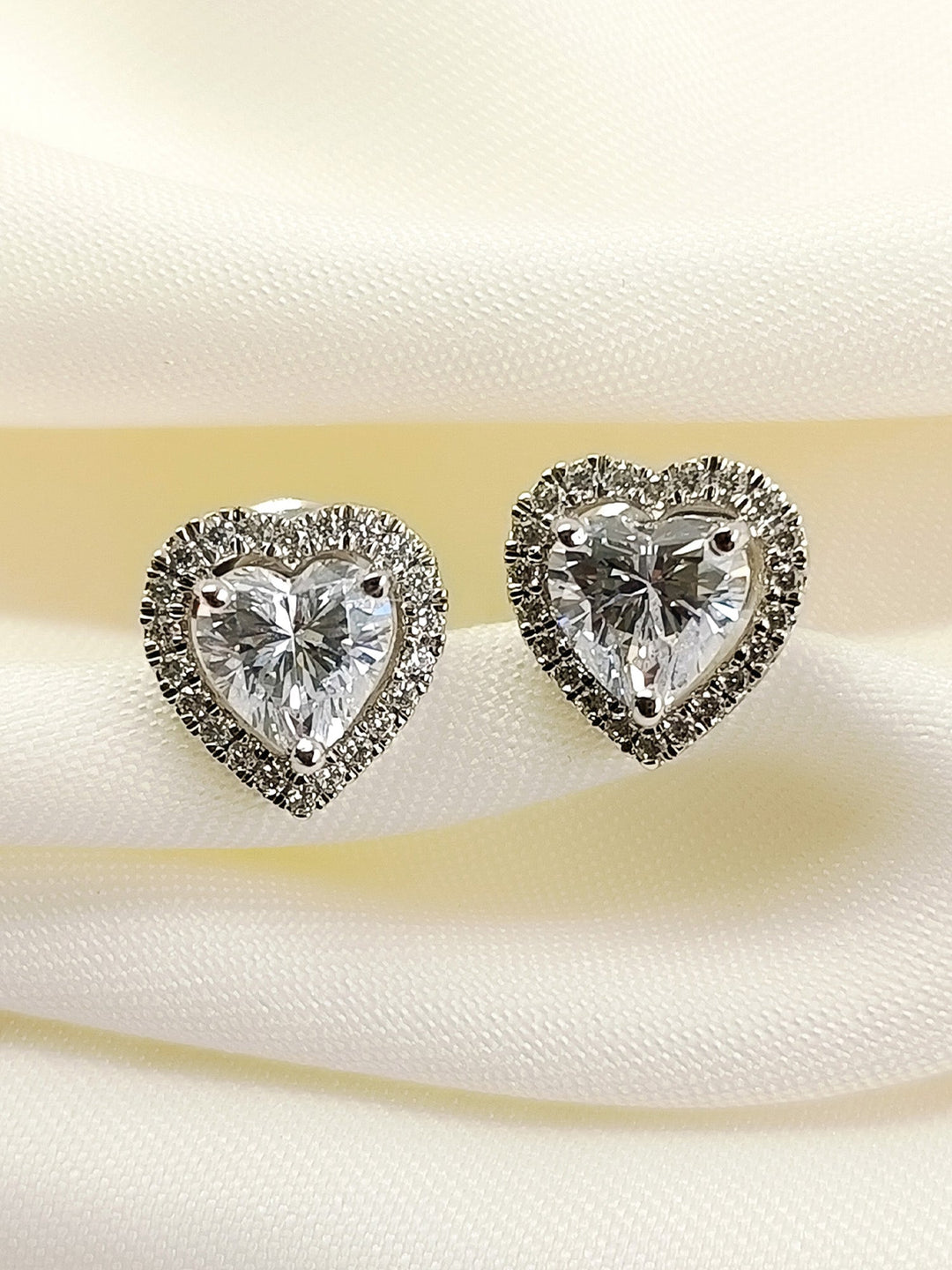https://cdn.shopify.com/s/files/1/0607/4479/4285/files/3_75cb82e7-f2b3-4aa1-a9ab-11bb835c8598.jpg?v=1778156557