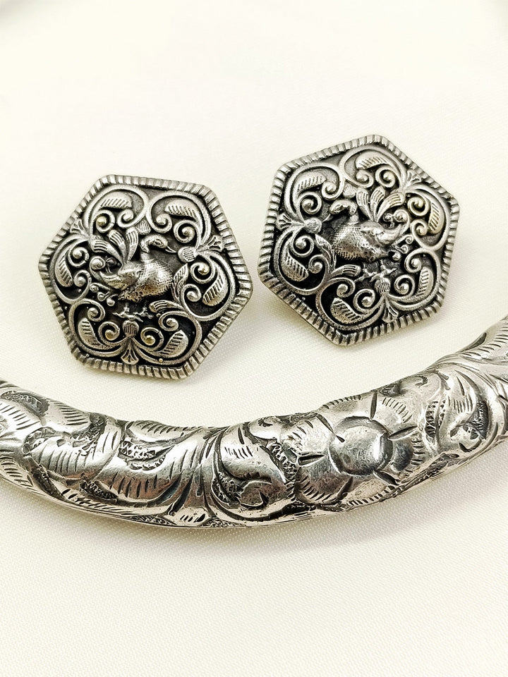 Irie Black Tribal Oxidized Hasli Choker Set