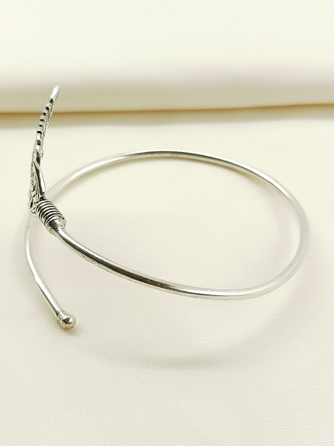 Naveen Silver Leaf Feather Men&