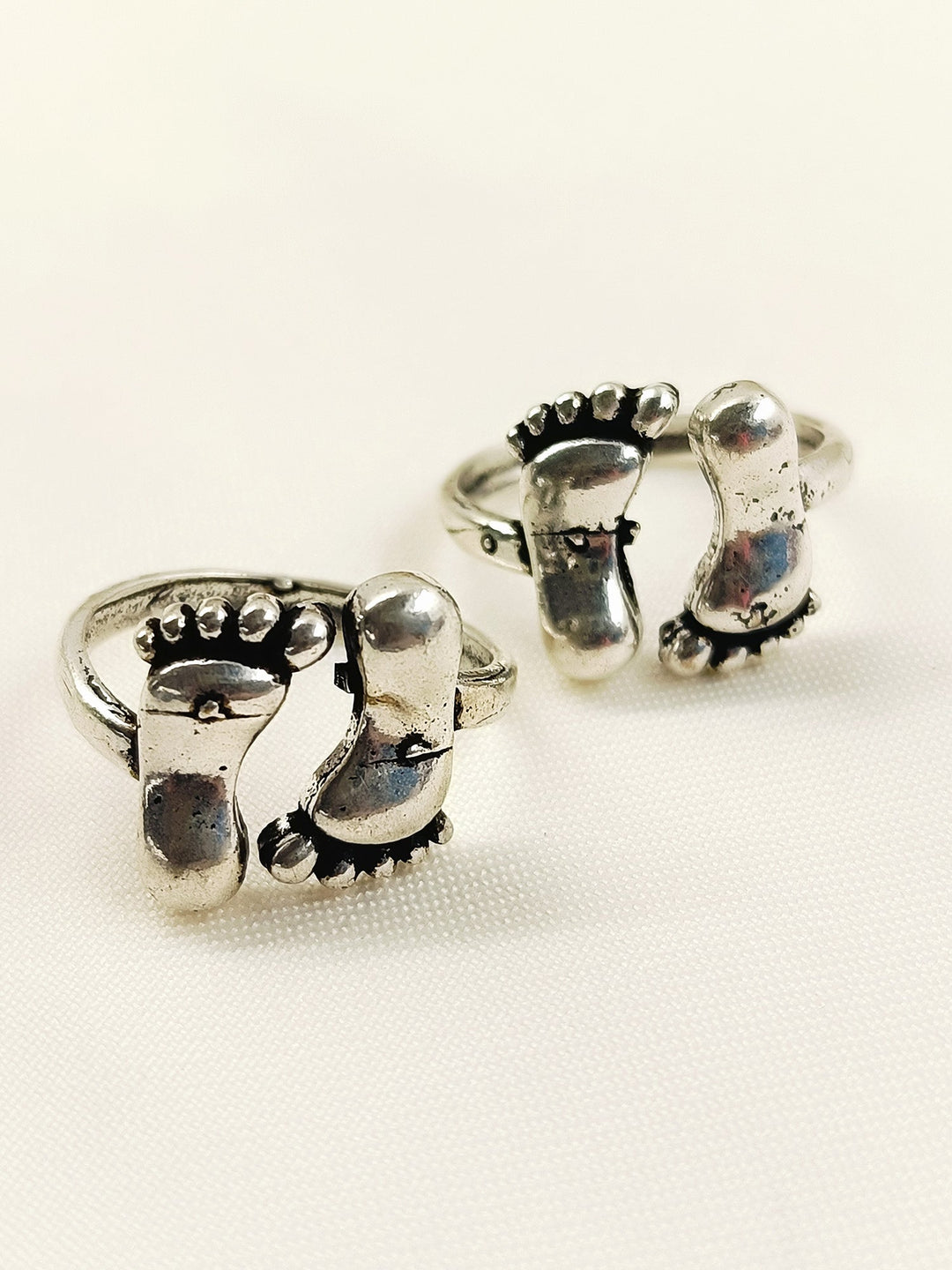 Lakshmi Silver Oxidized Lakshmi Feet Toe Ring Pair