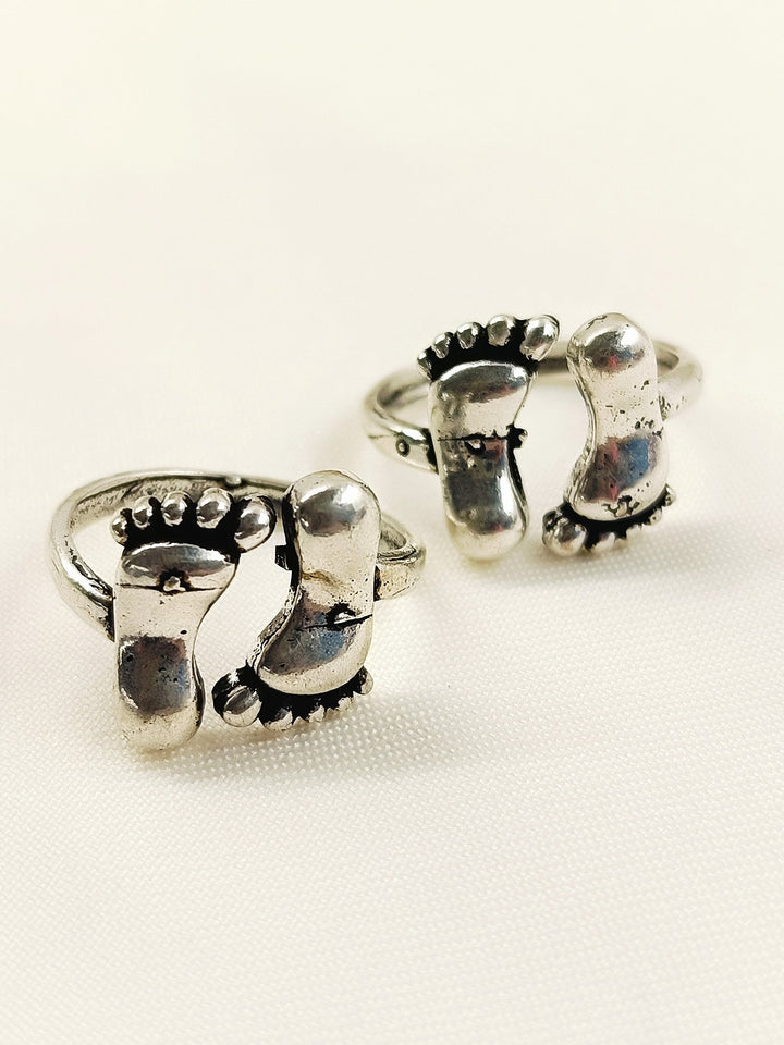 Lakshmi Silver Oxidized Lakshmi Feet Toe Ring Pair