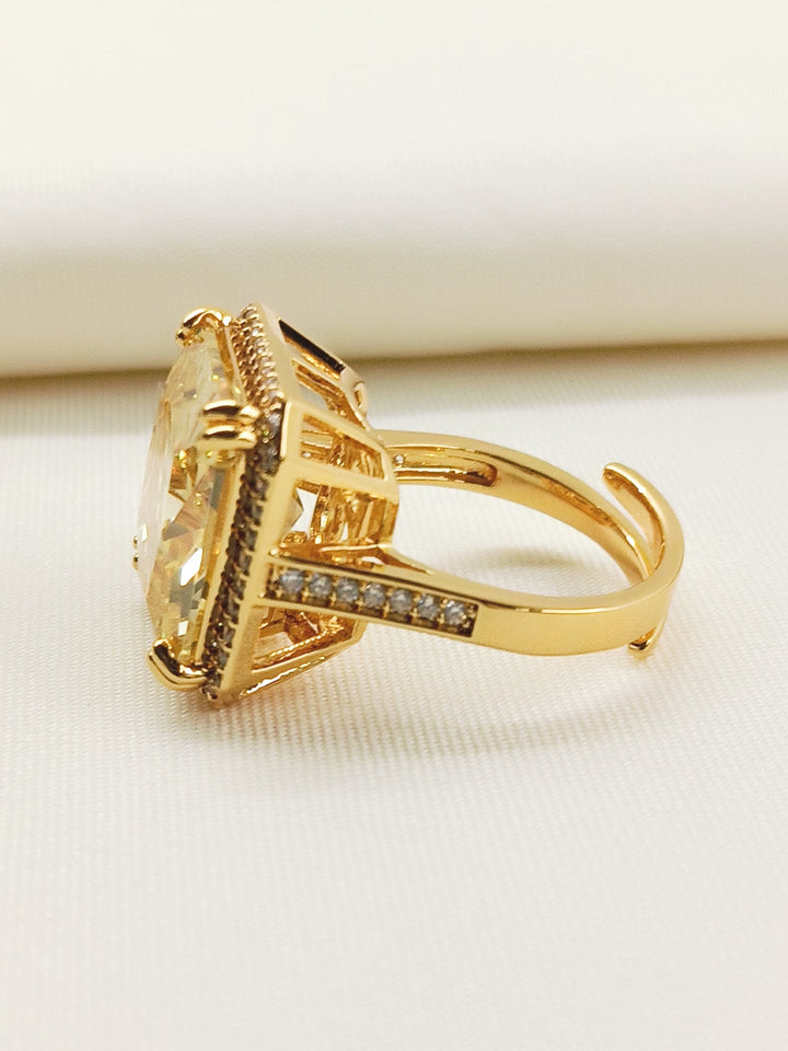 Mona Yellow American Diamond Finger Ring