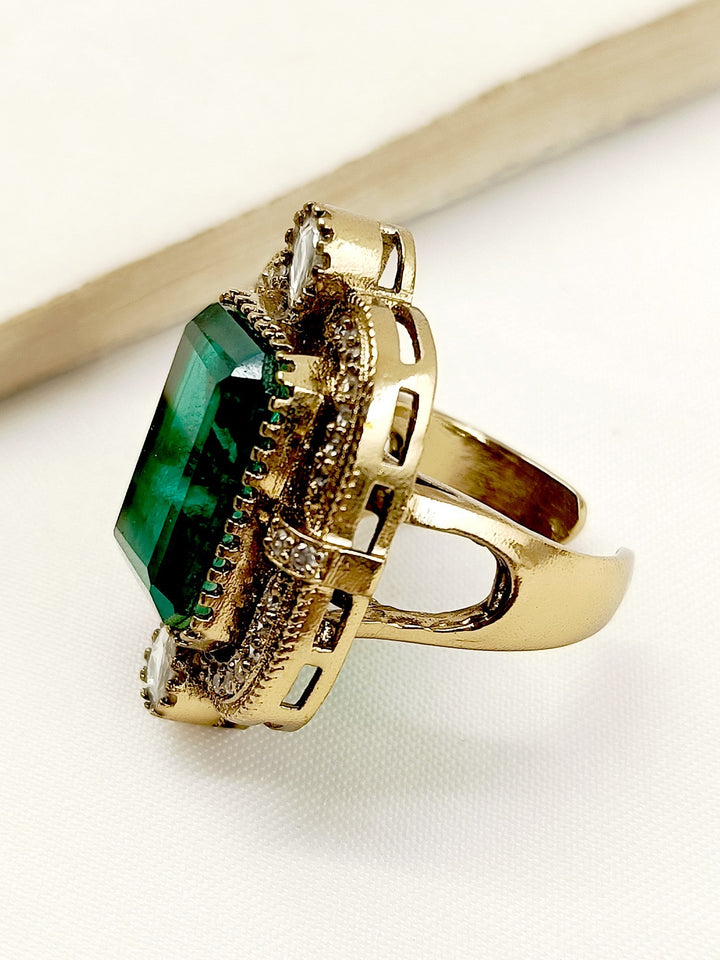 Qashi Emerald Victorian Finger Ring