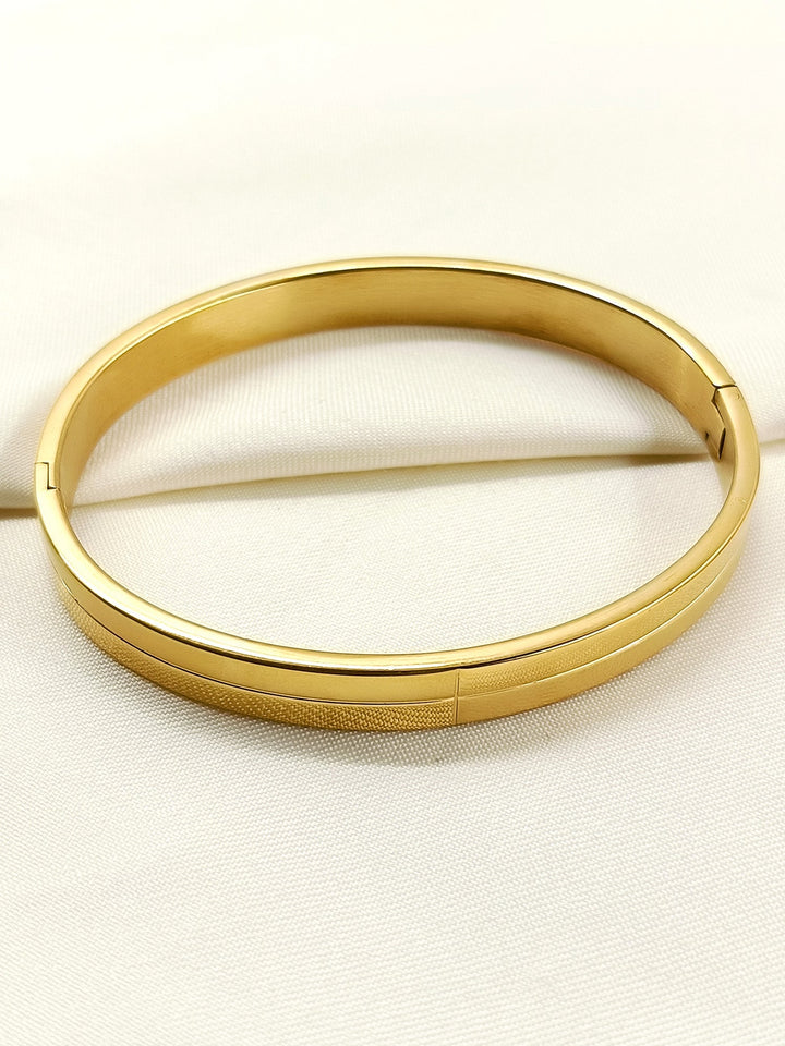 Aryen Golden Minimal Hinged Men&