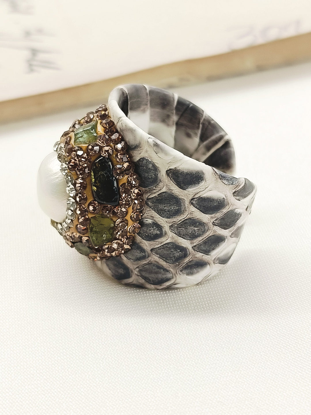 Chitra White Western Finger Ring