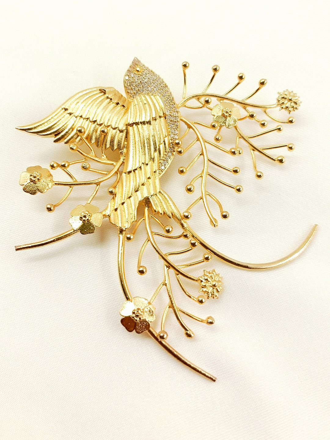Ojas Men’s Gold-Tone Bird Brooch - 9.5 cm Gold Plating