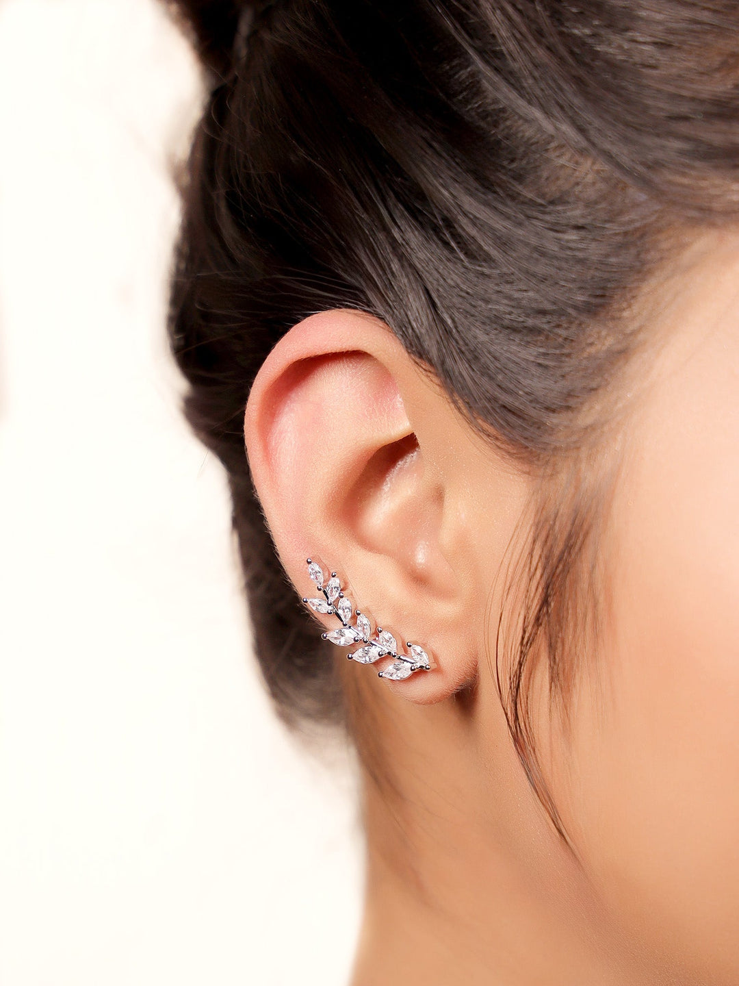Pihu White American Diamond Earcuff