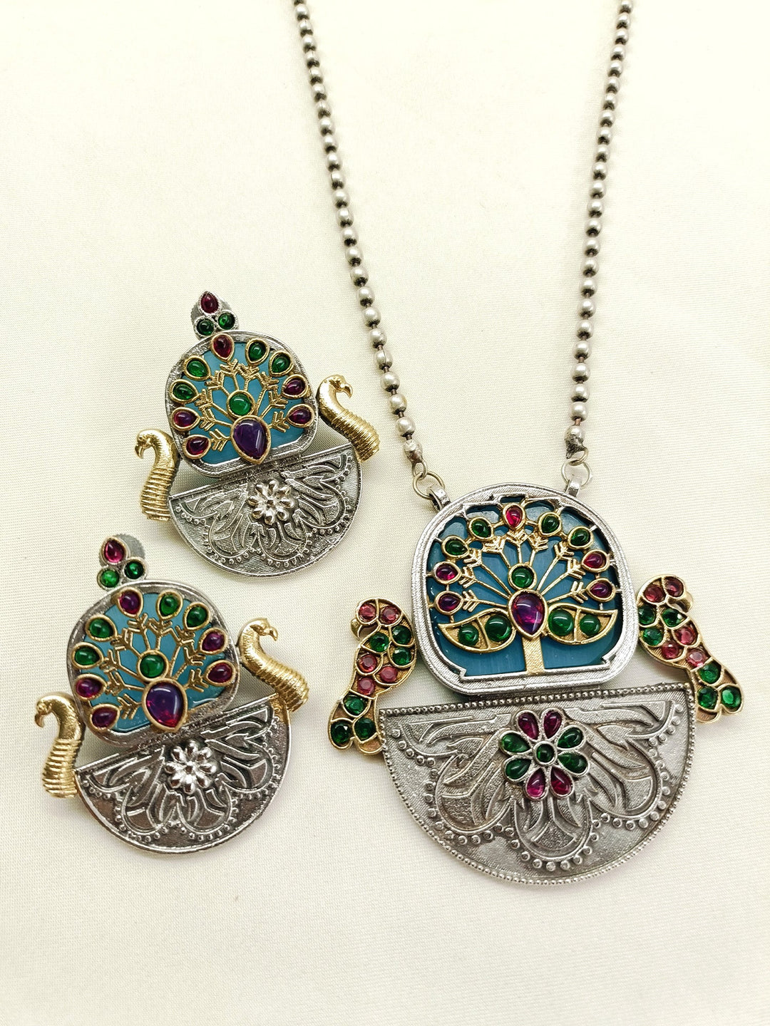 Oceana Multi Colour Oxidized Pendant Set
