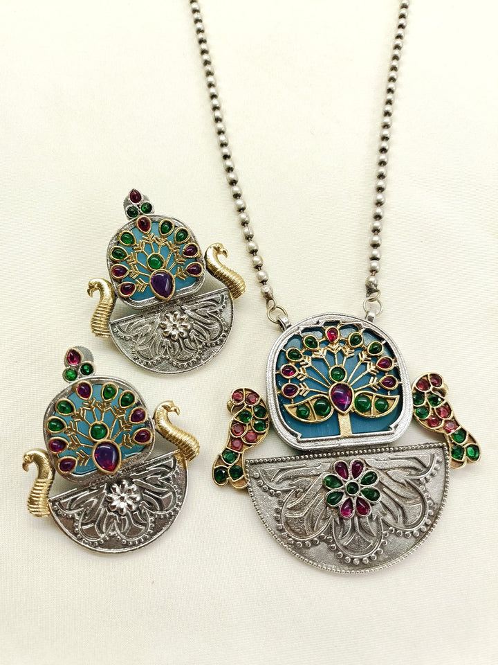 Oceana Multi Colour Oxidized Pendant Set