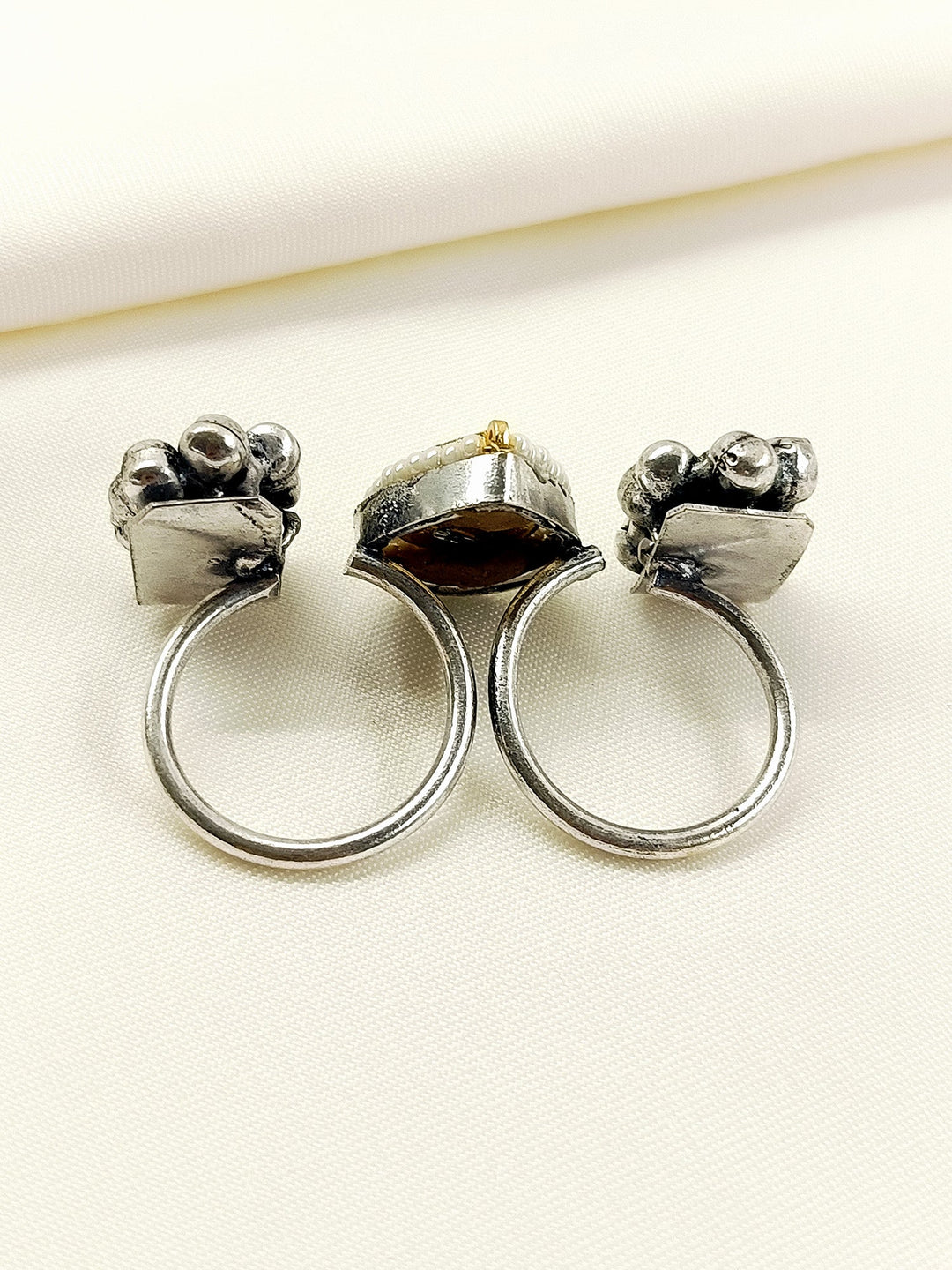 Kausalya Green Oxidized Dual-Finger Kundan Ghunghroo Ring