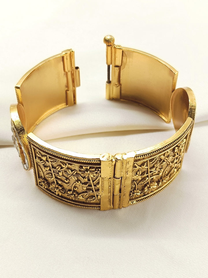 https://cdn.shopify.com/s/files/1/0607/4479/4285/files/3_b3e79966-3a57-4846-b869-0f9e6dbadcc0.jpg?v=1770290891