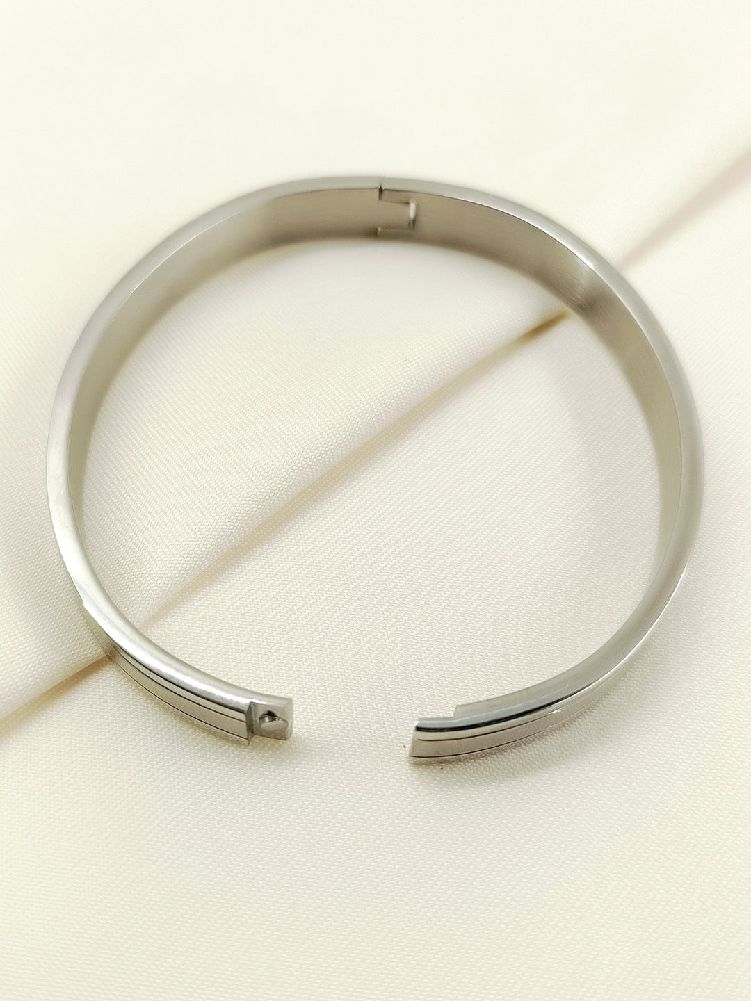 Samar Silver Minimal Dual-Line Kada Men&
