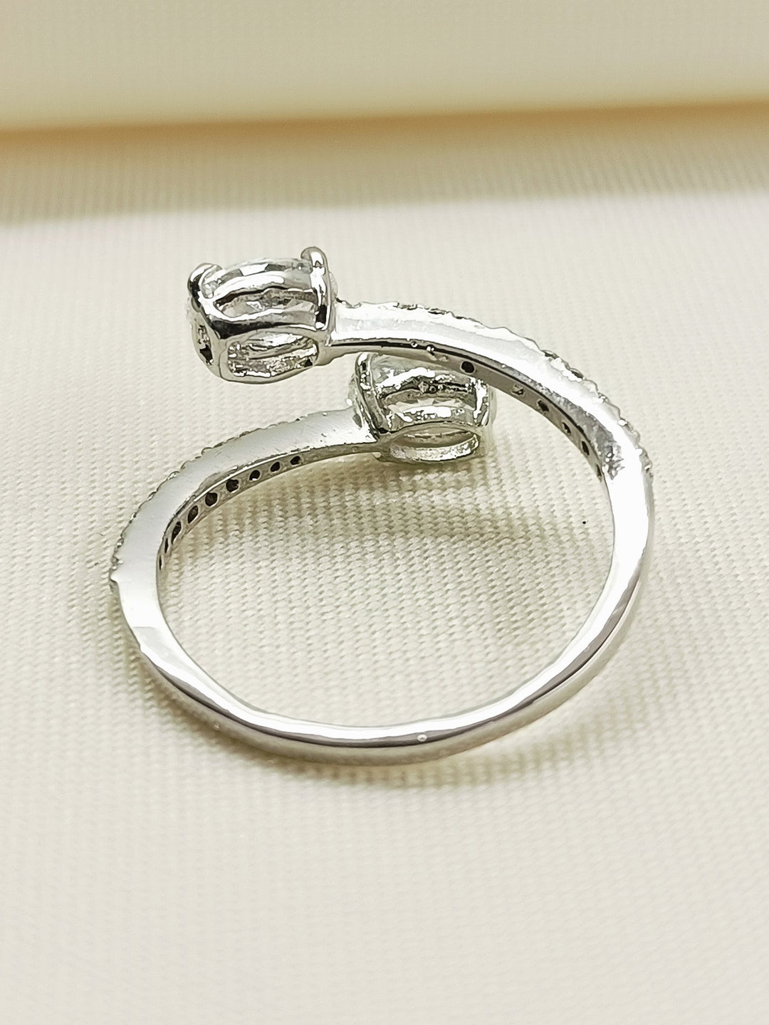 Juni 92.5 Silver Swarovski Stone Finger Ring
