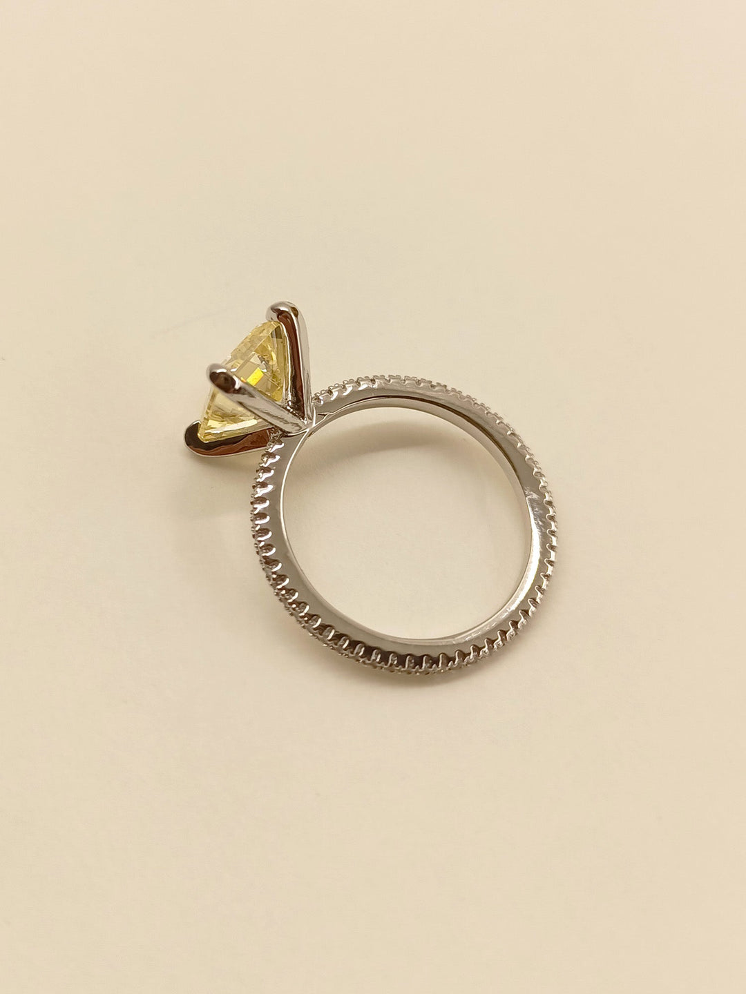 Kaneri Yellow American Diamond Finger Ring