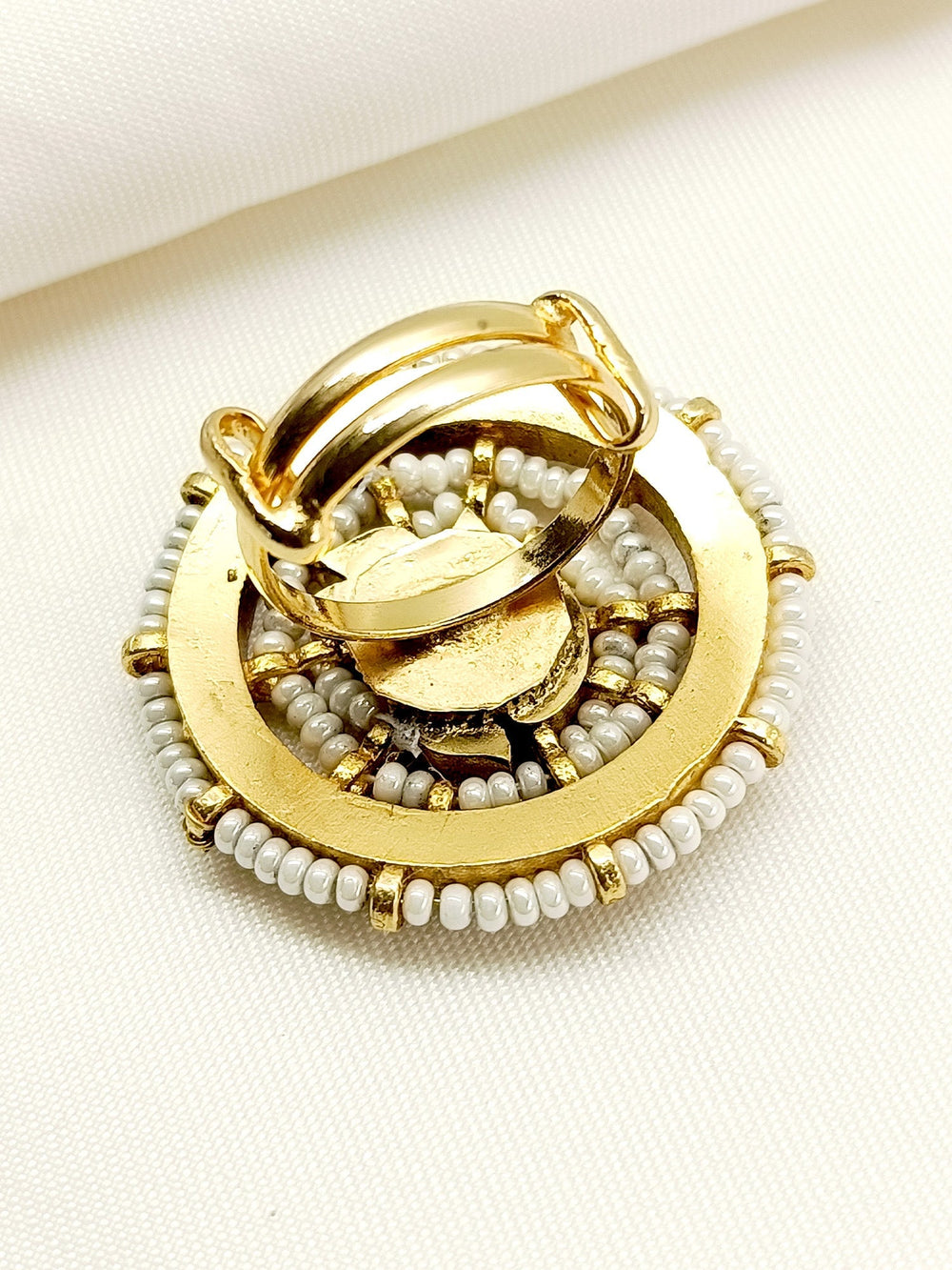 Mukta White Kundan Finger Ring