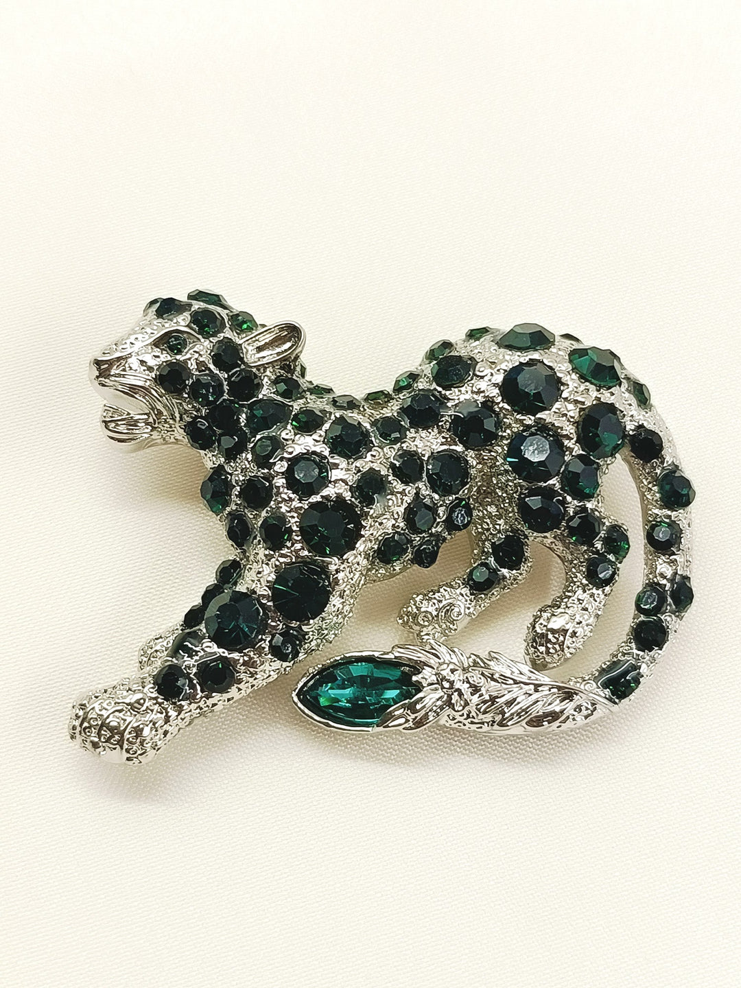 Sahadev Green Tiger Men's Brooch