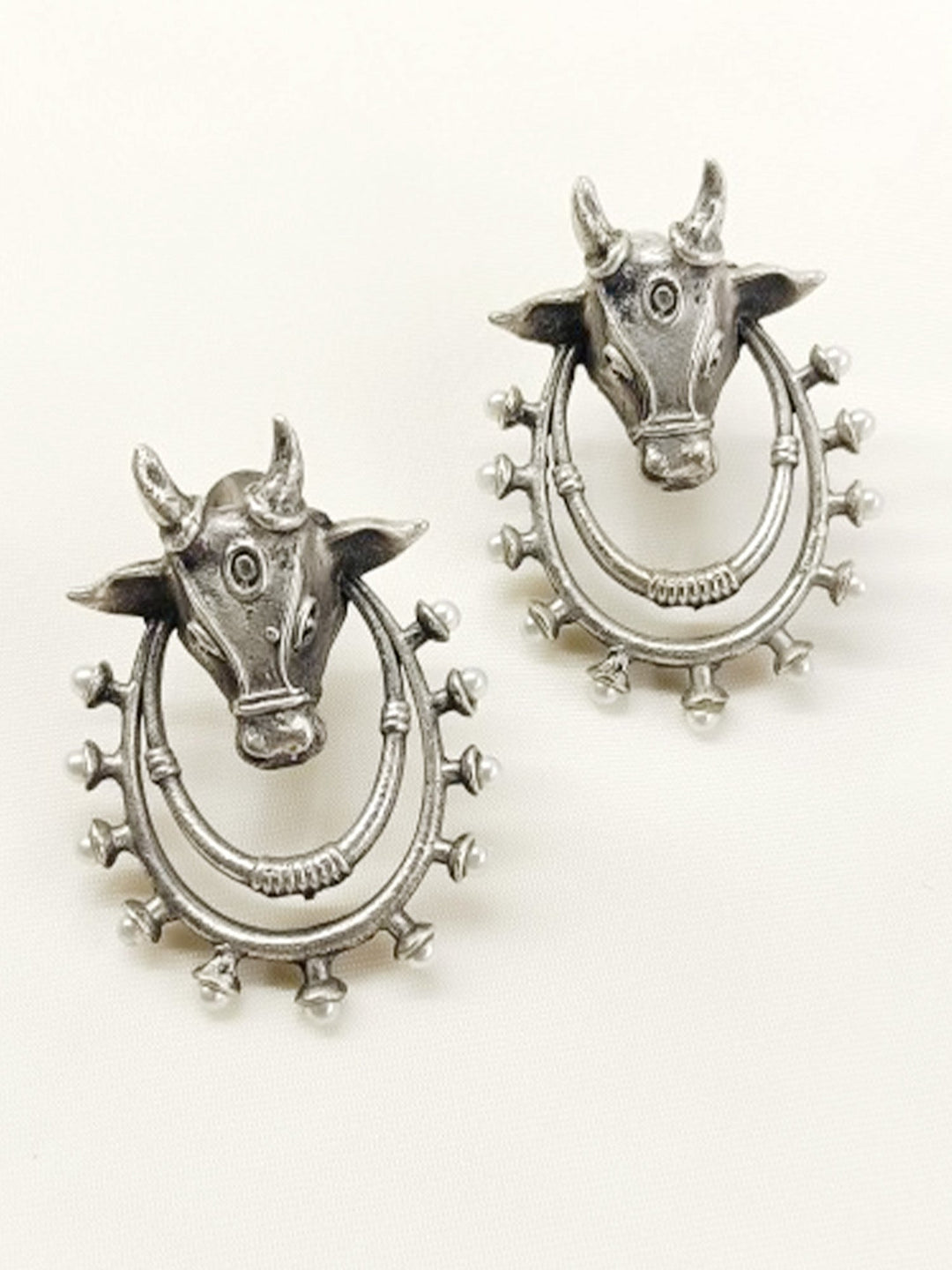 Chayana Plain Oxidized Earring