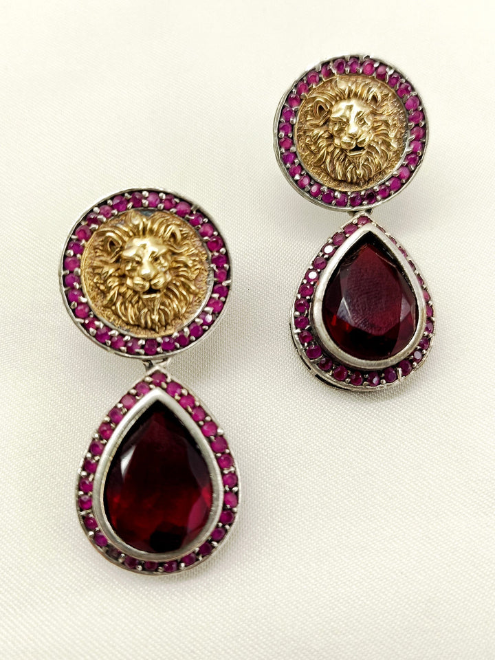 Setia Maroon Lion Oxidized Earrings