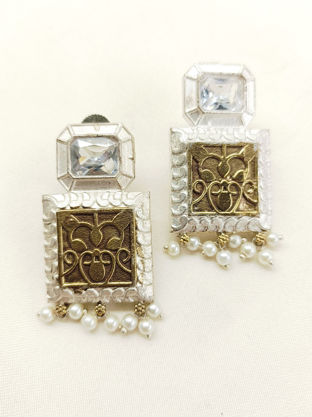 Banasmita White Oxidized Earring