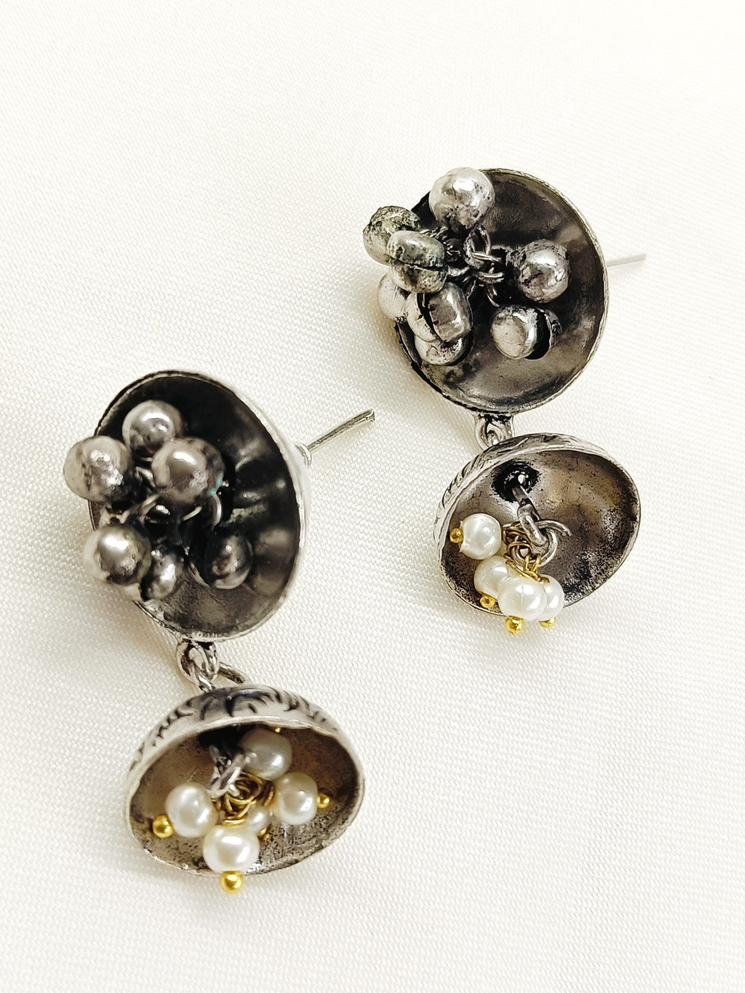 Vidisha Plain Oxidized Jhumki