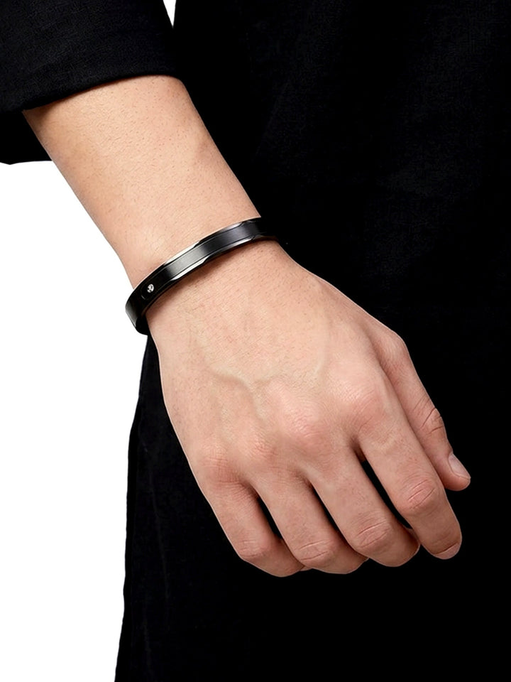 Aarushya Black Minimal Stone Men&