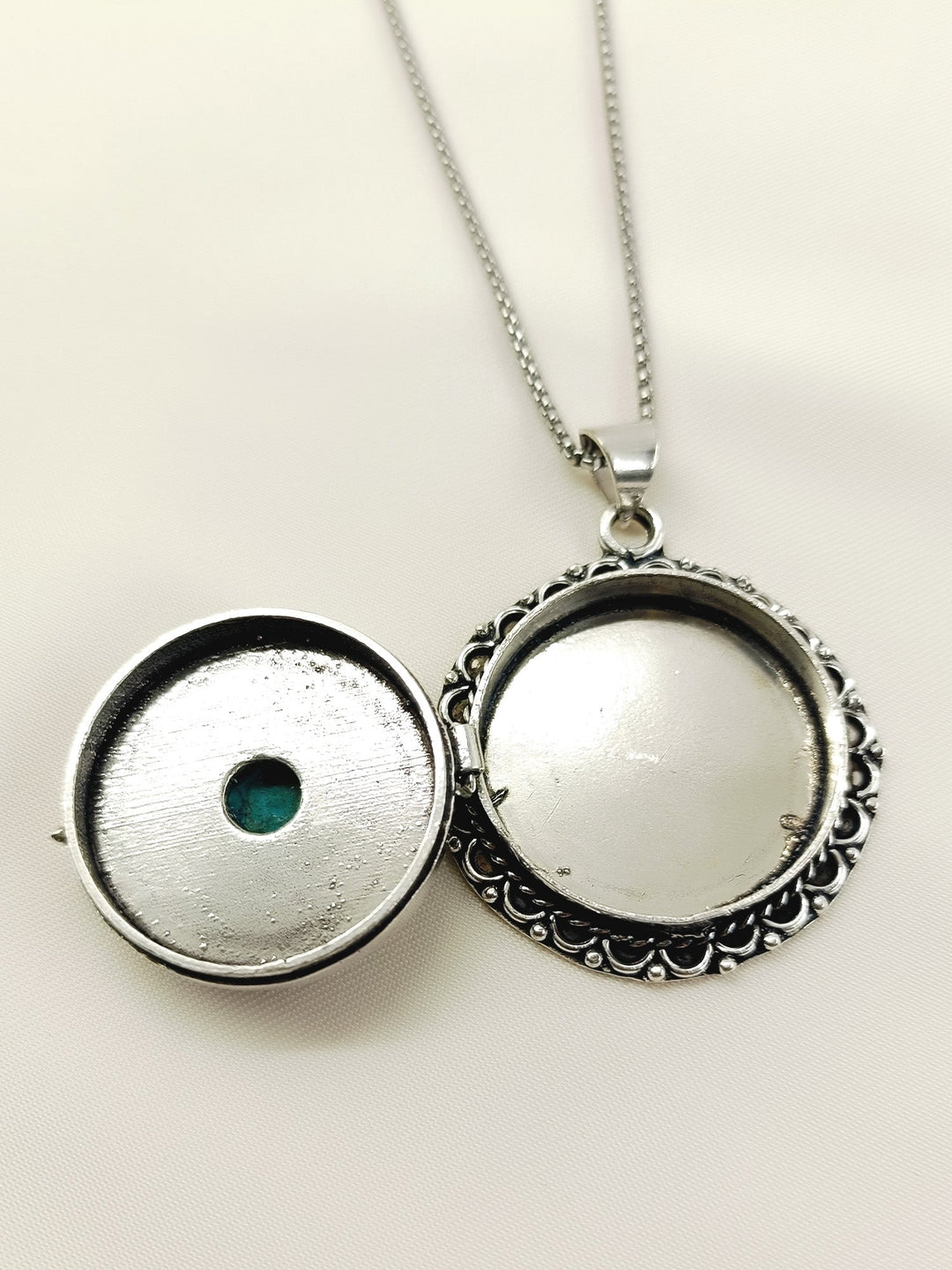https://cdn.shopify.com/s/files/1/0607/4479/4285/files/3_cdc7bc09-0050-4338-94a5-767b5ce50a52.jpg?v=1774271234