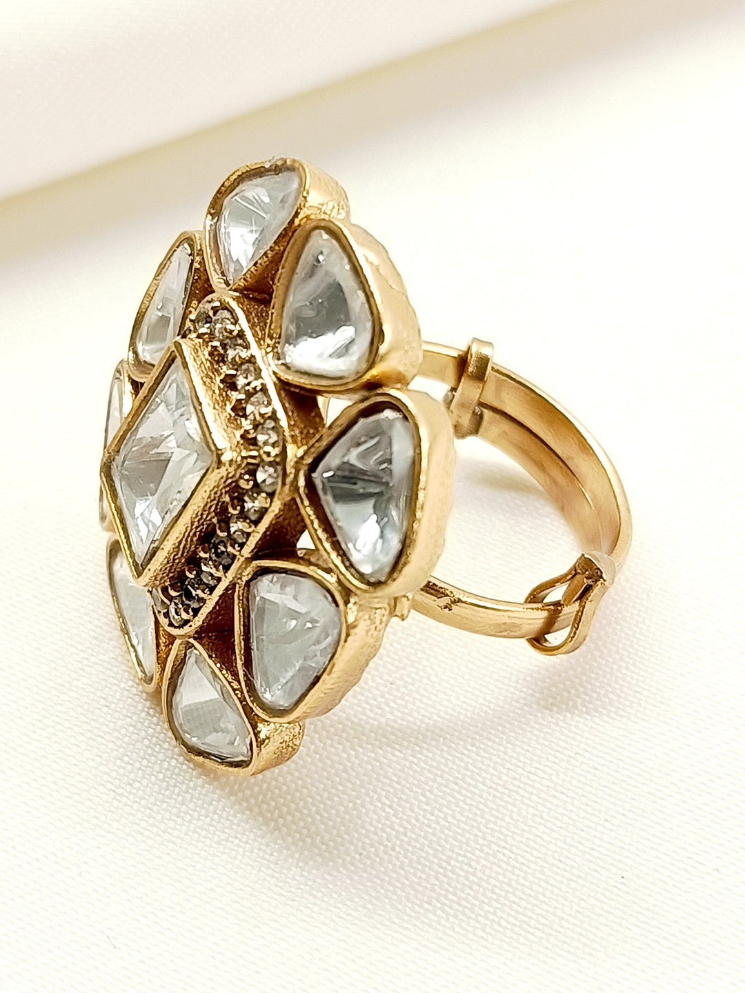 Raita White Kundan Finger Ring