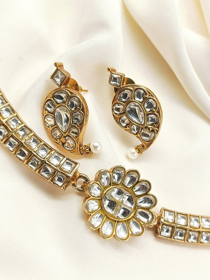 Shrudhi White Hasli Styled Kundan Choker Set