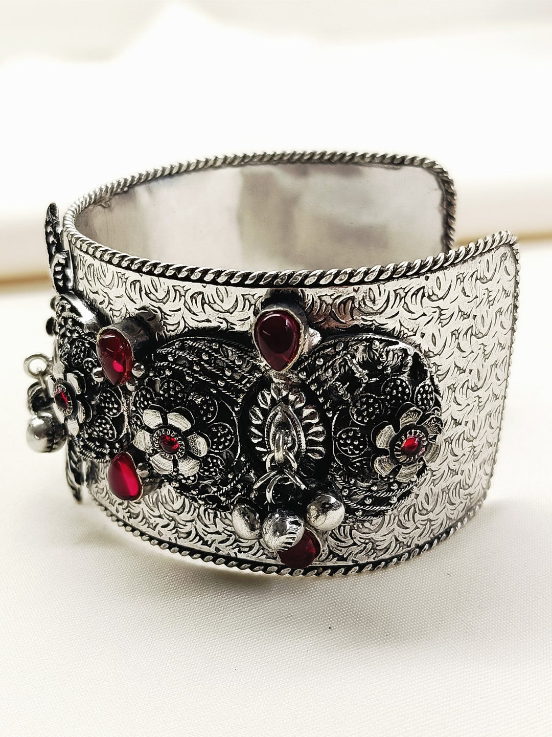 Wrija Ruby Oxidized Bracelet
