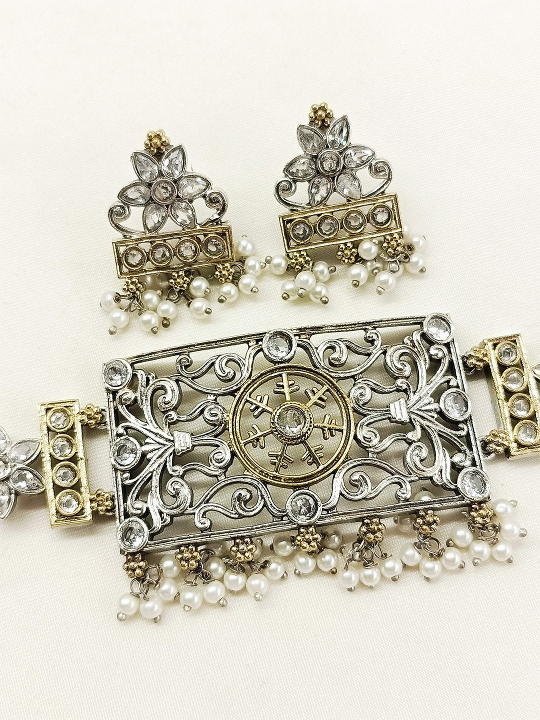 Nouf White Oxidized Choker Set