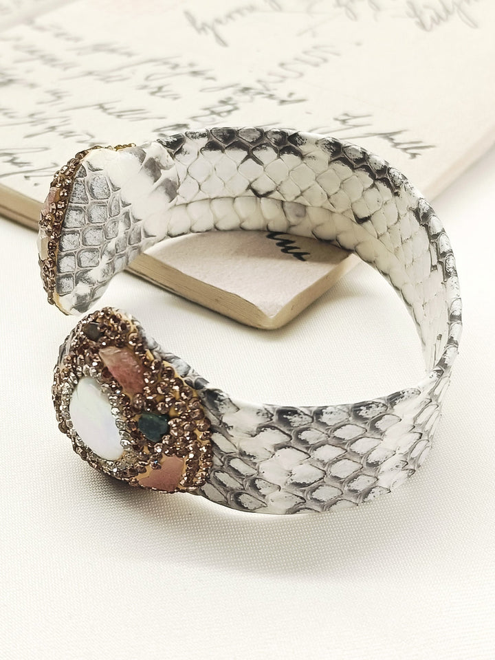 Mumtaaz White Western Bracelet