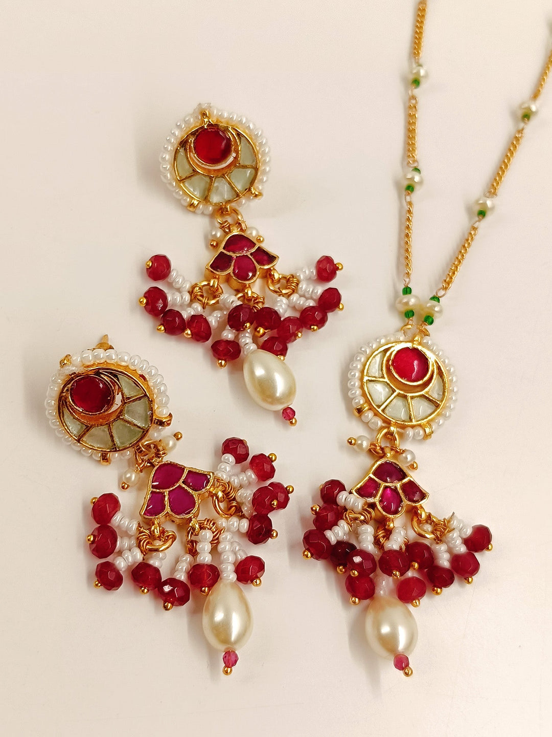 Jivika M & G Kundan Pendant Set