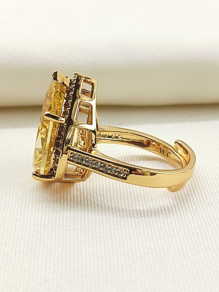 Kimora Yellow American Diamond Finger Ring