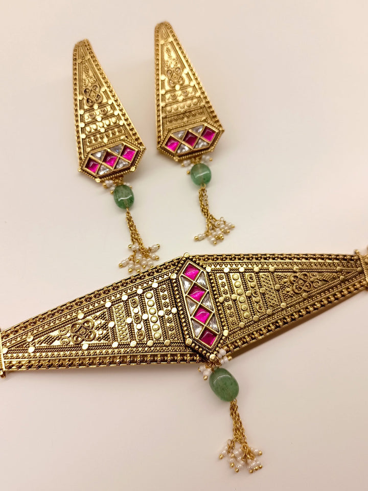 Kavisha Majenta Antique Choker Set - Gold-Plated Brass