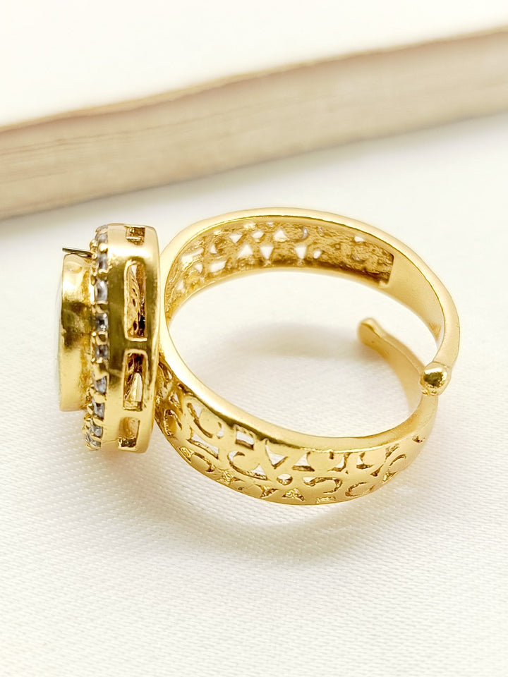 Prarika White Kundan Finger Ring