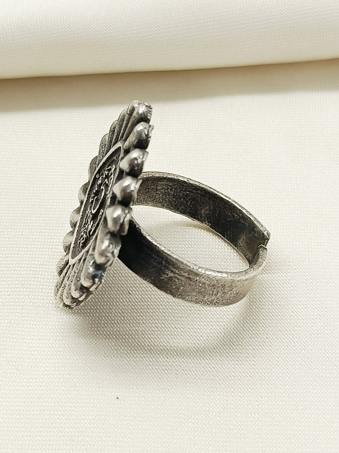 Ryka Plain Oxidized Finger Ring