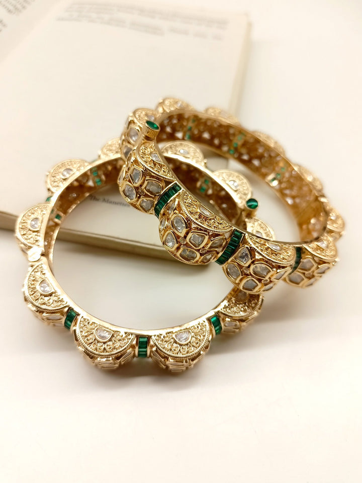 Eira Green Kundan Kada Set Of 2