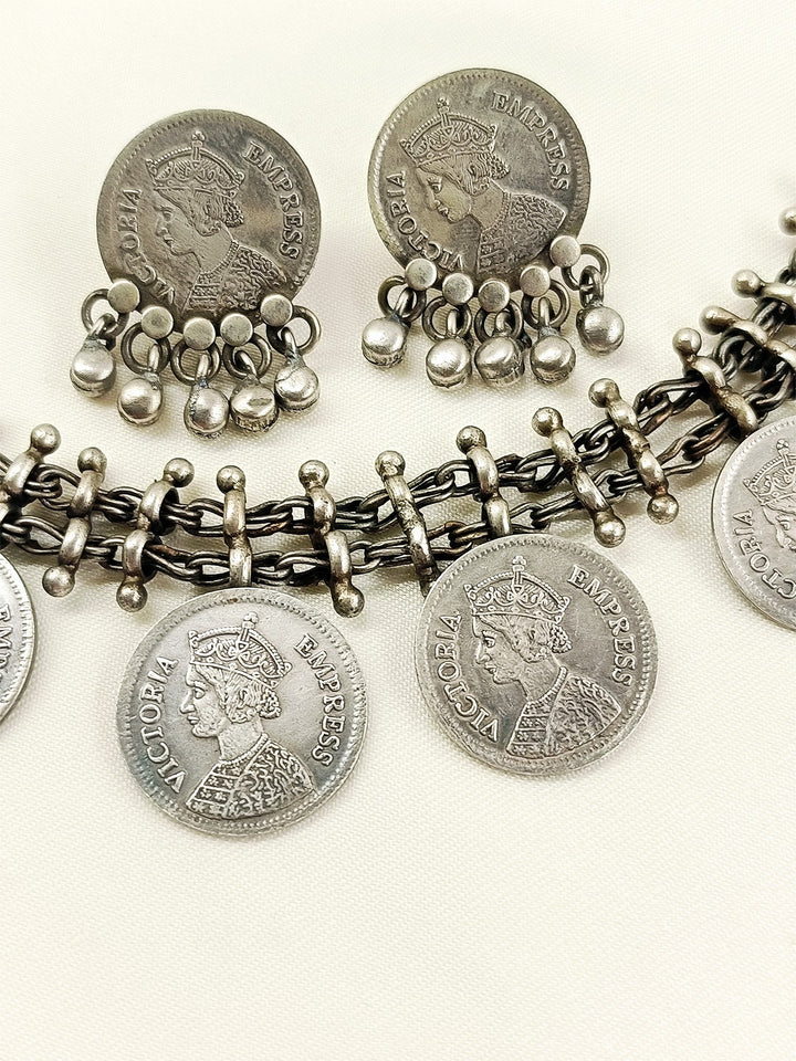 Fizra Plain Oxidized Coin Choker Set