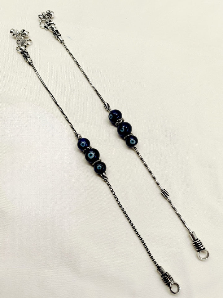 Parnitha Blue Oxidized Silver Anklet